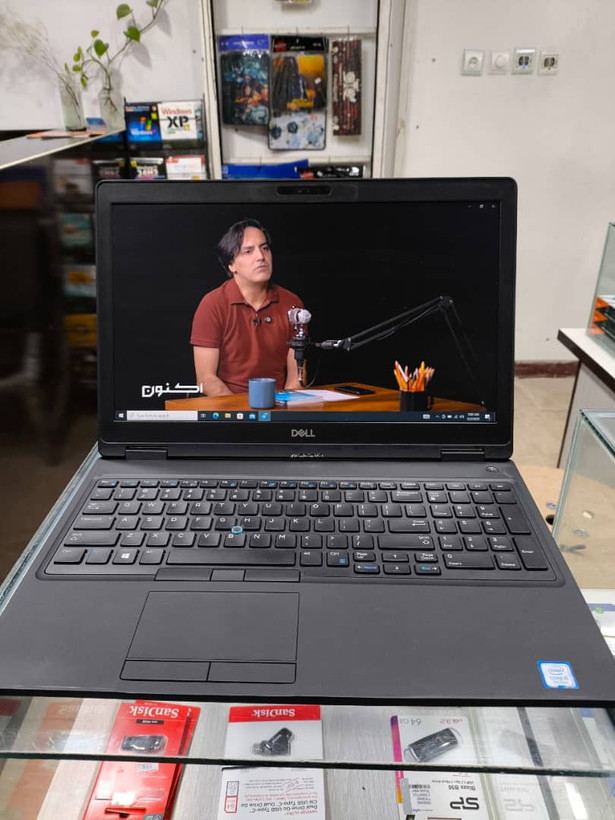 لپتاپ کار کرده i5 نسل 7 DELL مدل 5590
