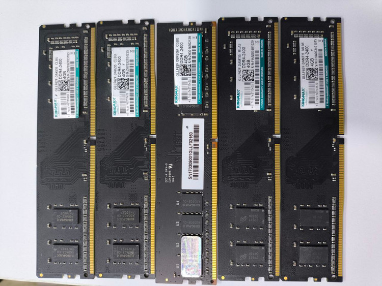 رم ۴ گیگ DDR4 Kingmax 2400mz