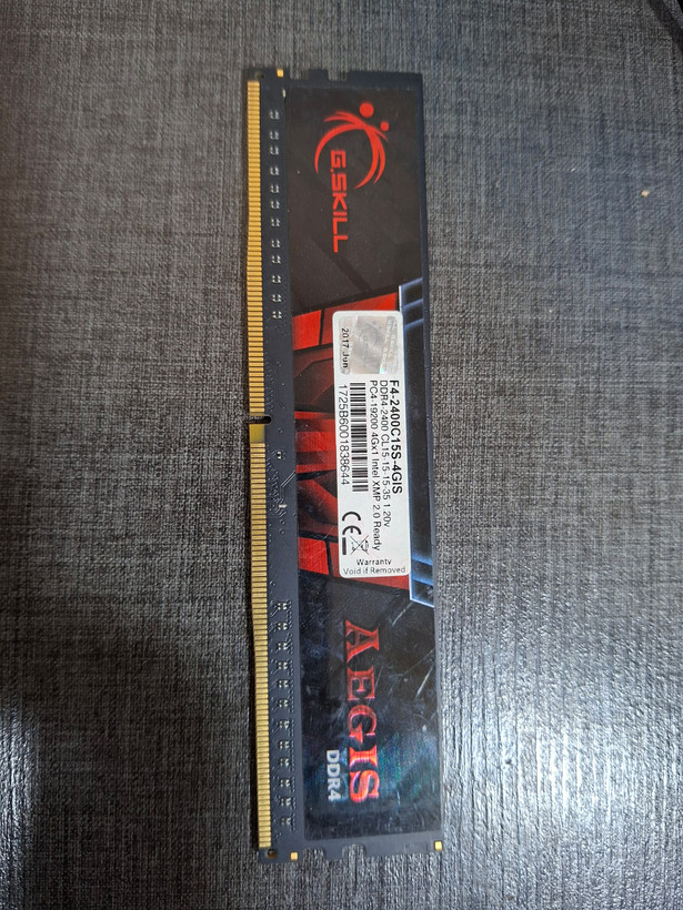 رم دسکتاپ برند G.SKILl سریAEGIS 4g DDR4 استوک
