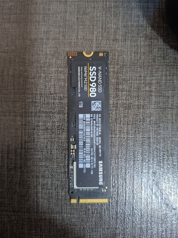 هارد M.2 1tb سامسونگ SSD 980 (۳ساعت کارکرد )