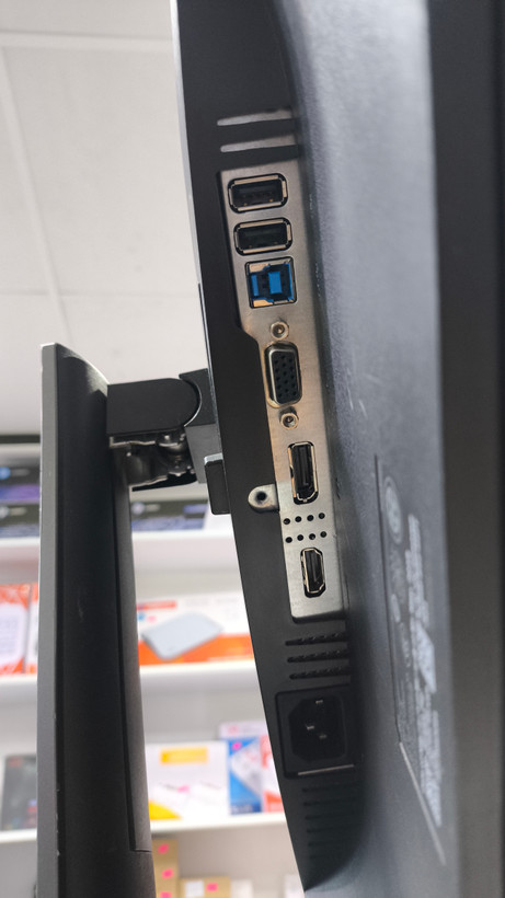 مانیتور 24 اینچ برند دل مدل P2418HZ پنل IPS
