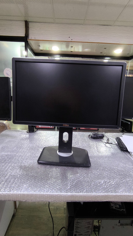 مانیتور 22 اینچ استوک برند DEll p2214hb